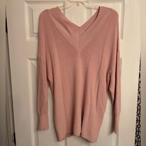 The Limited Women’s Long Sleeve V Neck Sweater. Color pink mauve. Size XL